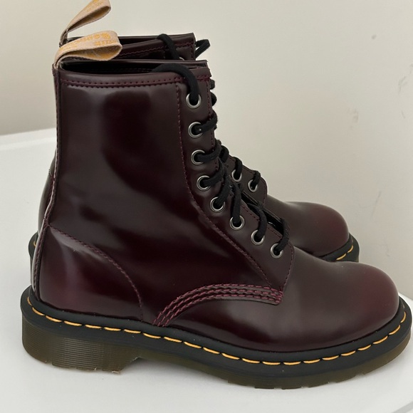 Dr Martens Vegan Lace Up Boots Cherry Brown Size 7 - Picture 8 of 13